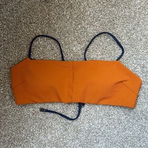 Lululemon // swimsuit top
